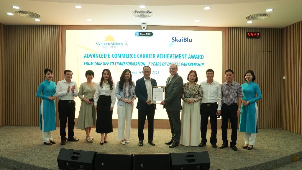Hãng hàng không Quốc gia Vietnam Airlines nhận chứng chỉ SkaiBlu